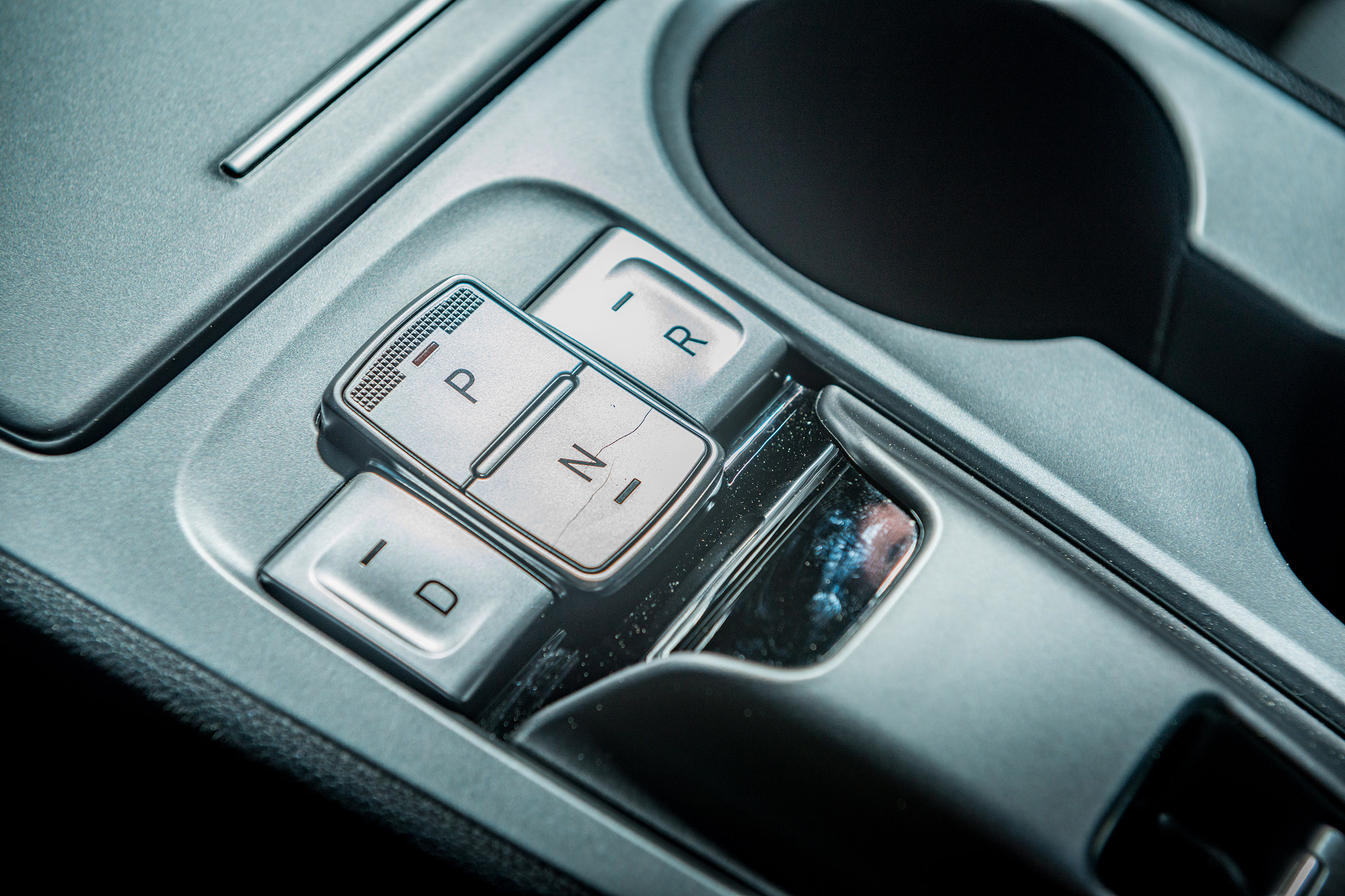 Hyundai Kona Electric - buttons