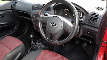Used Kia Picanto - dash