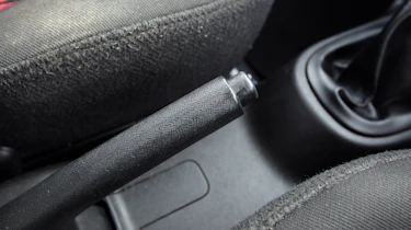 Used Kia Picanto - handbrake