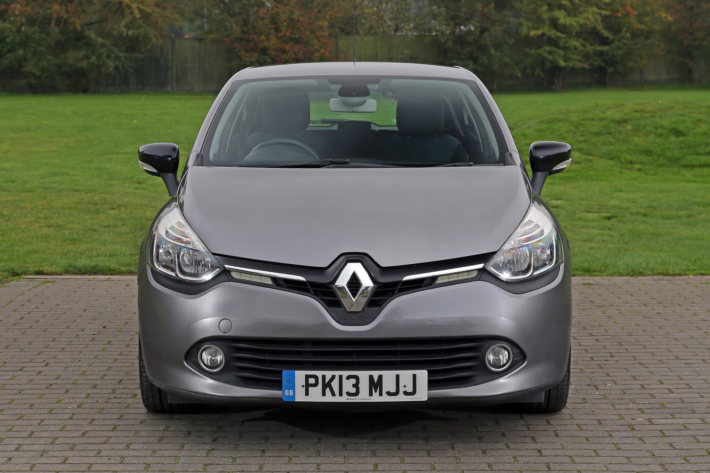 Used Renault Clio - full front
