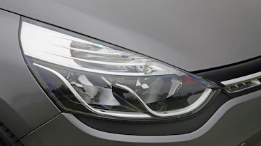 Used Renault Clio - front light