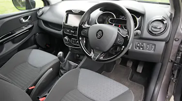 Used Renault Clio - dash