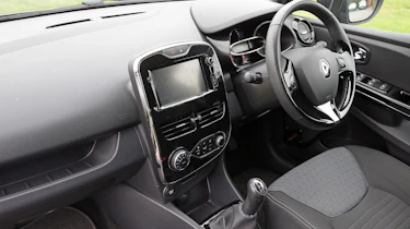 Used Renault Clio - cabin