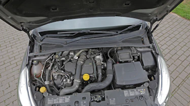 Used Renault Clio - engine