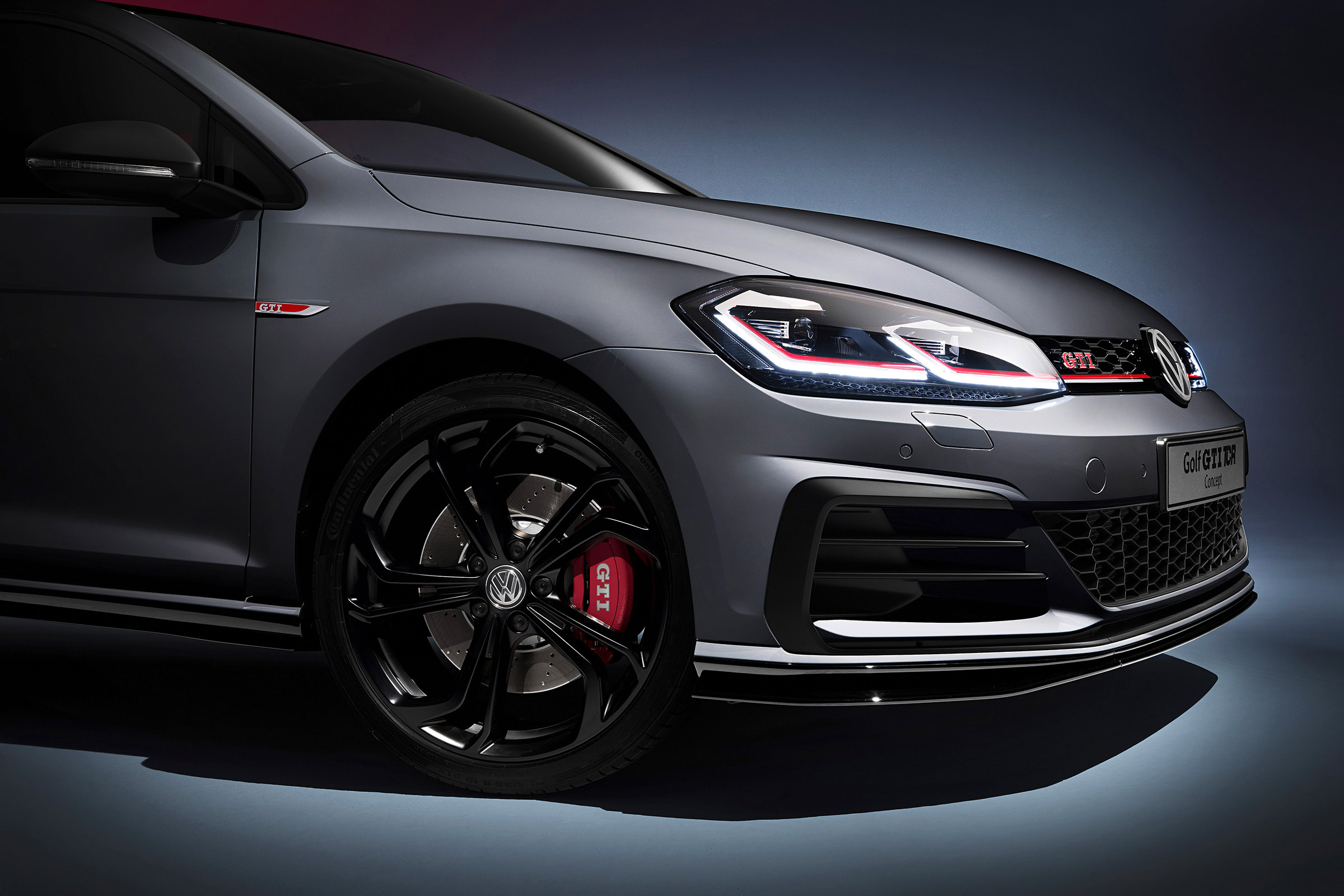 Volkswagen Golf GTI TCR - front detail