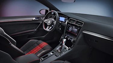 Volkswagen Golf GTI TCR - cabin