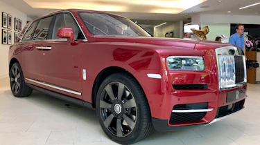 Rolls-Royce Cullinan SUV - front