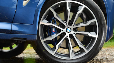 BMW X3 M40i - wheel