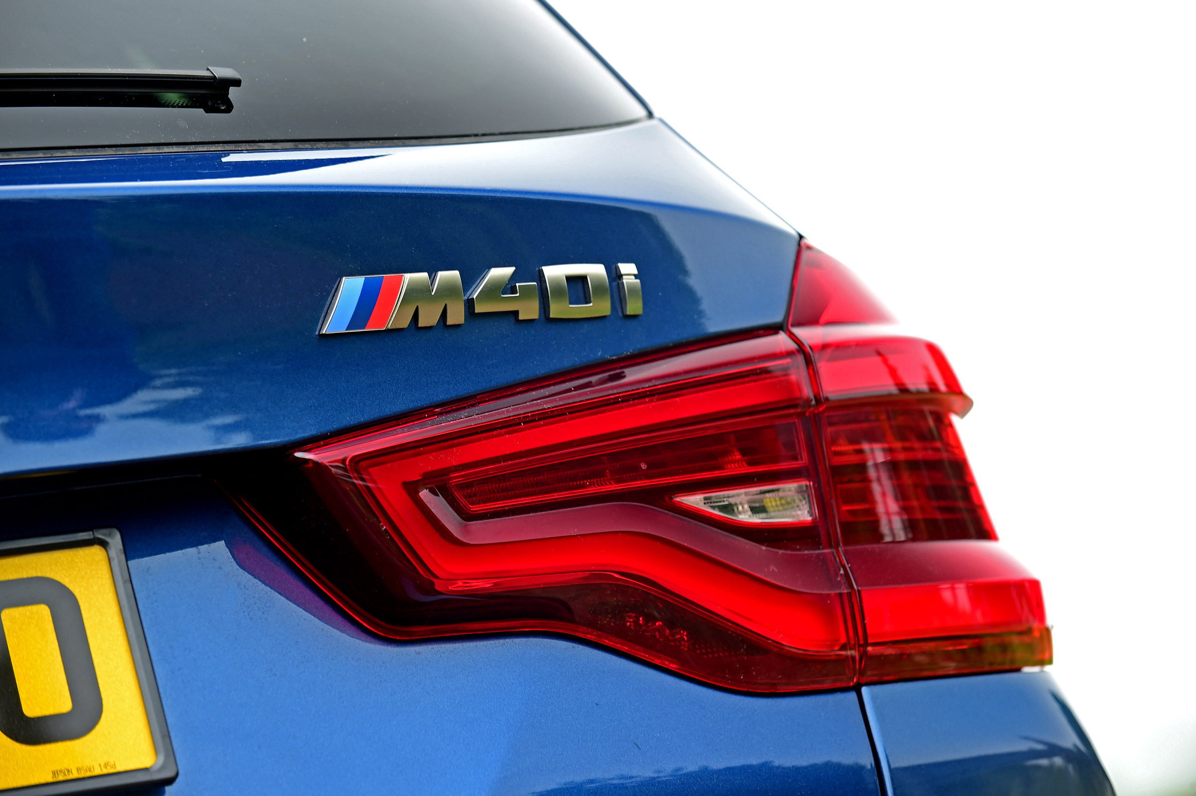 BMW X3 M40i - M40i badge