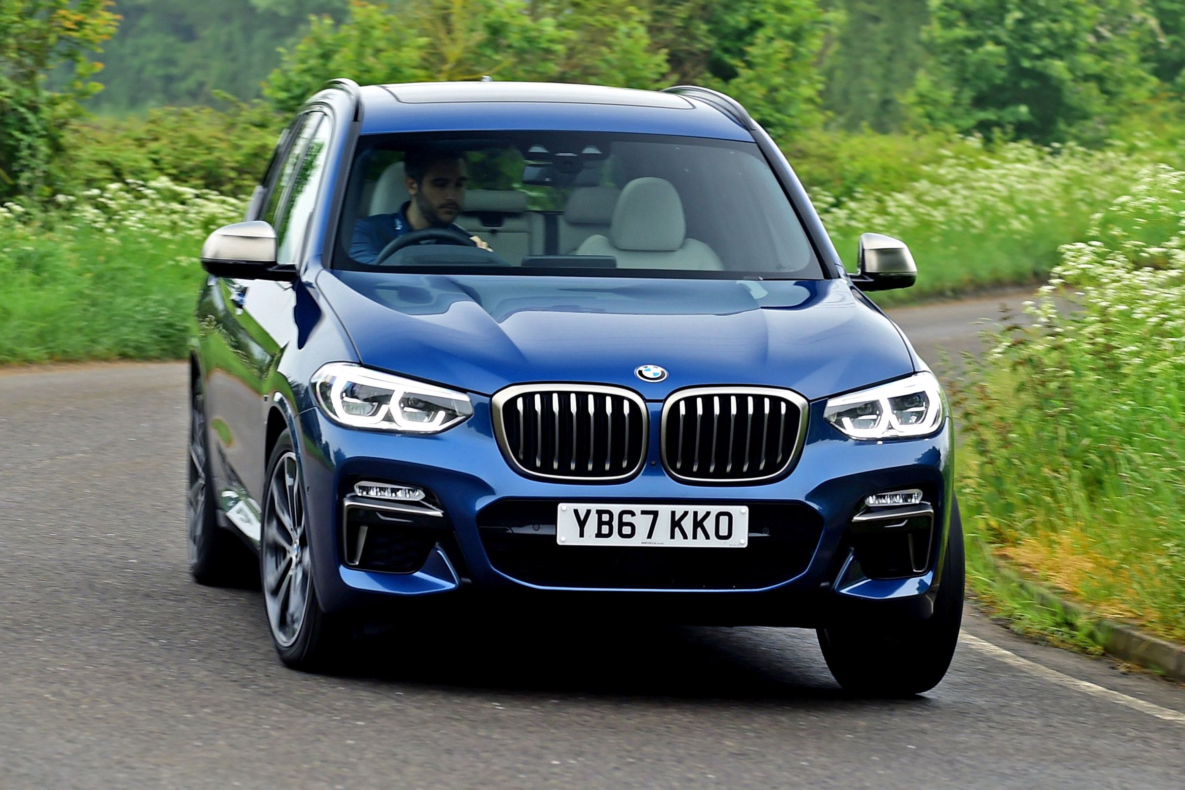 BMW X3 M40i - front cornering