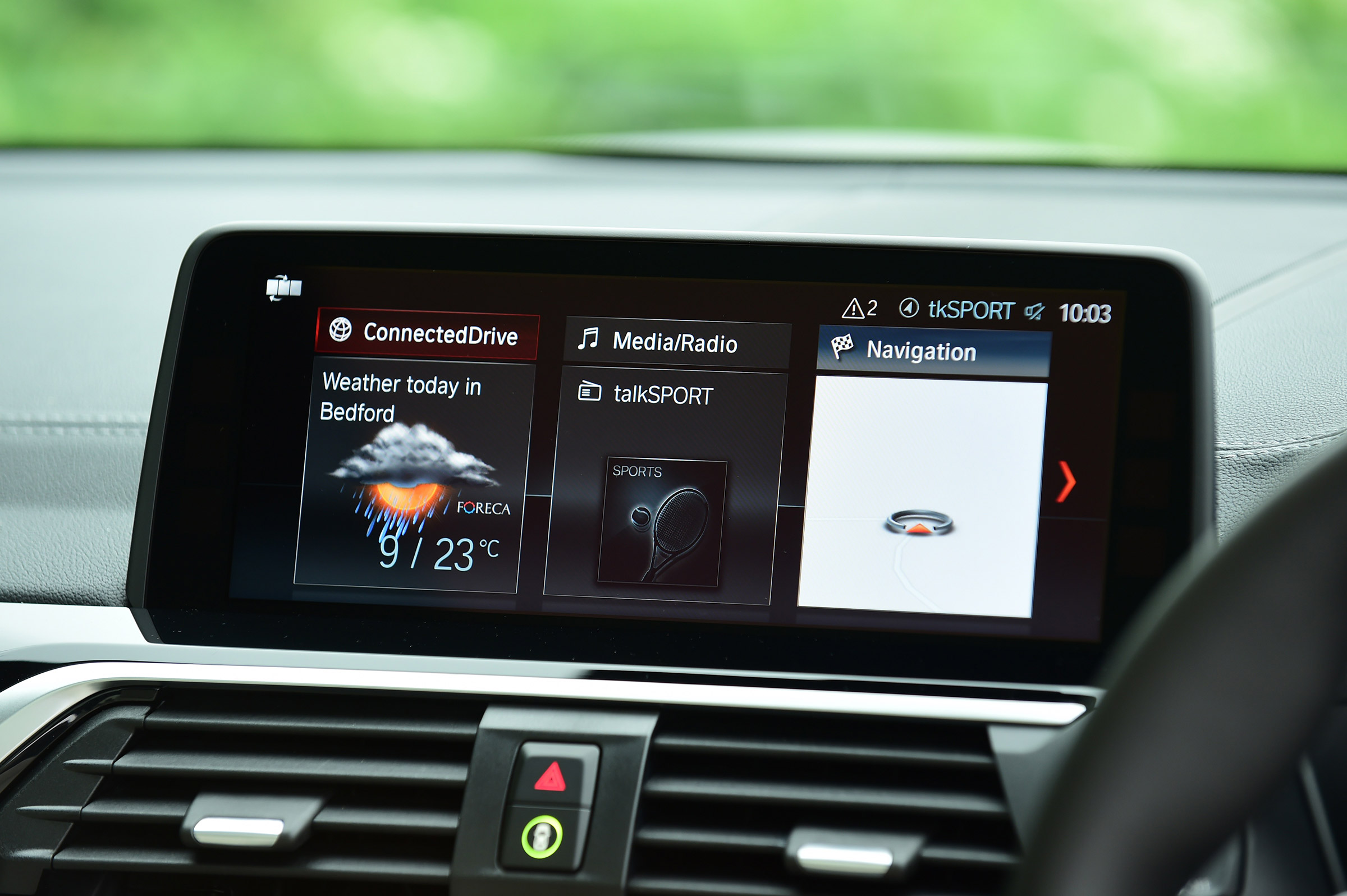 BMW X3 M40i - infotainment