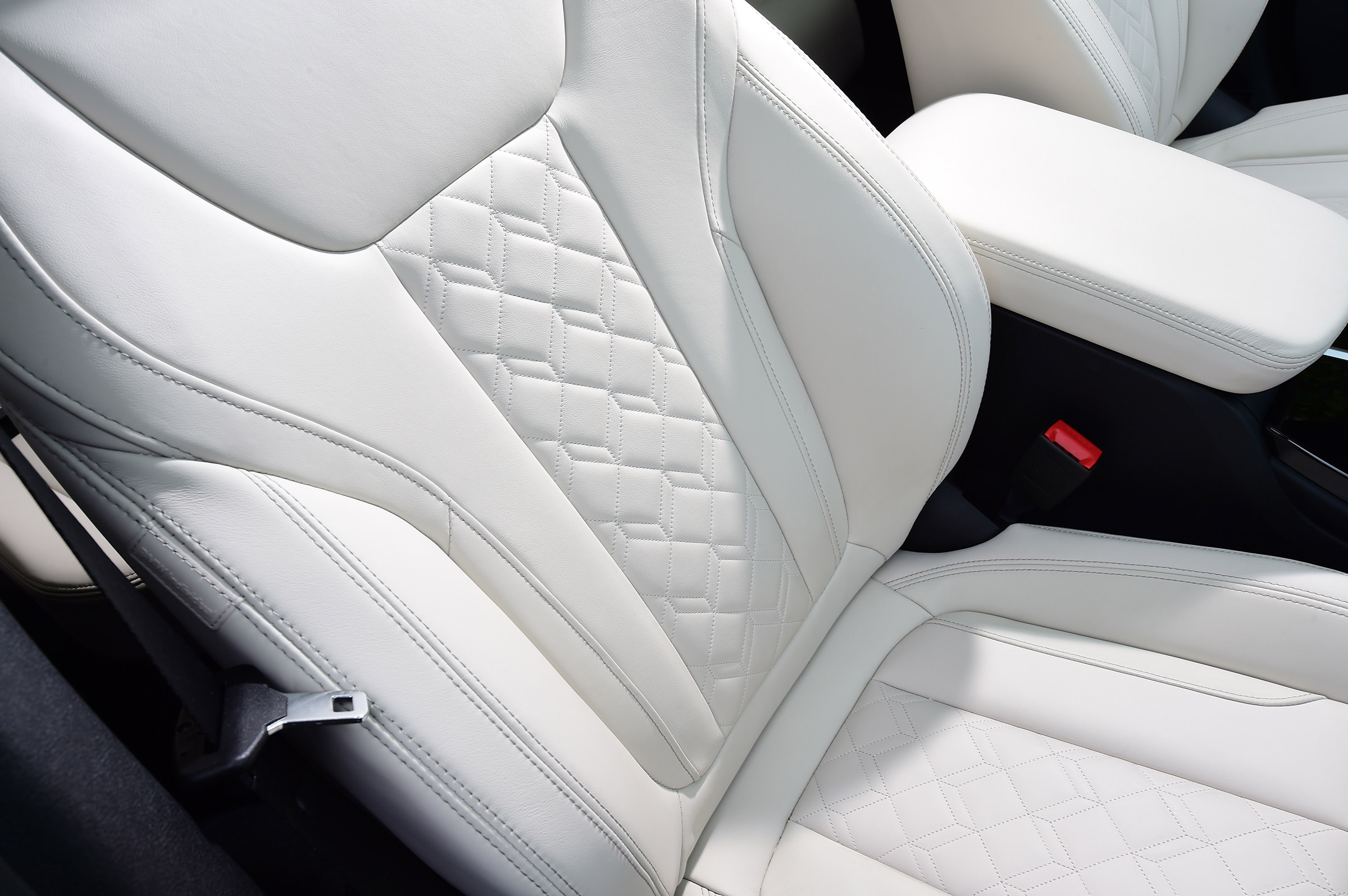 BMW X3 M40i - front seat