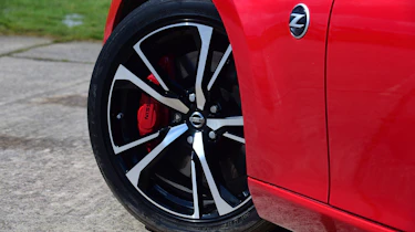 Nissan 370Z - wheel