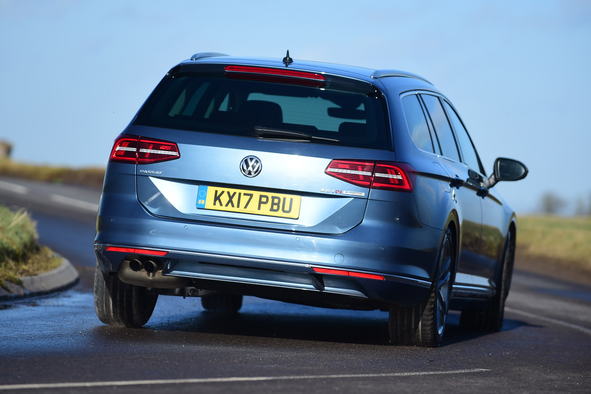 Volkswagen Passat Estate - rear action