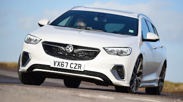 Vauxhall Insignia Sports Tourer GSi - front action