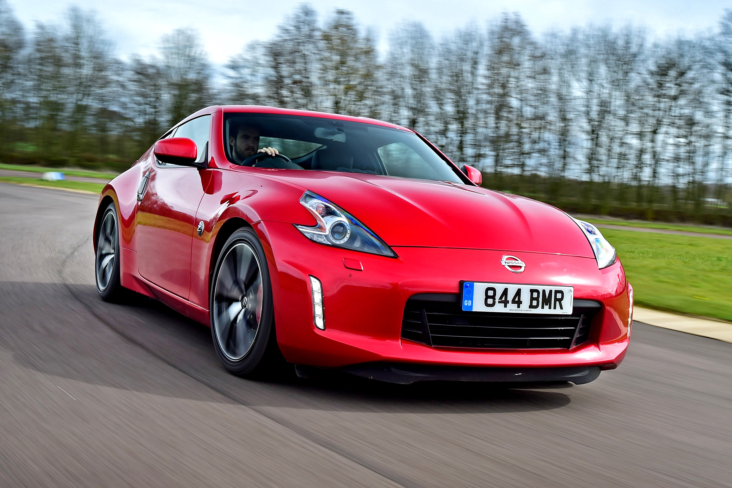 Nissan 370Z - front tracking