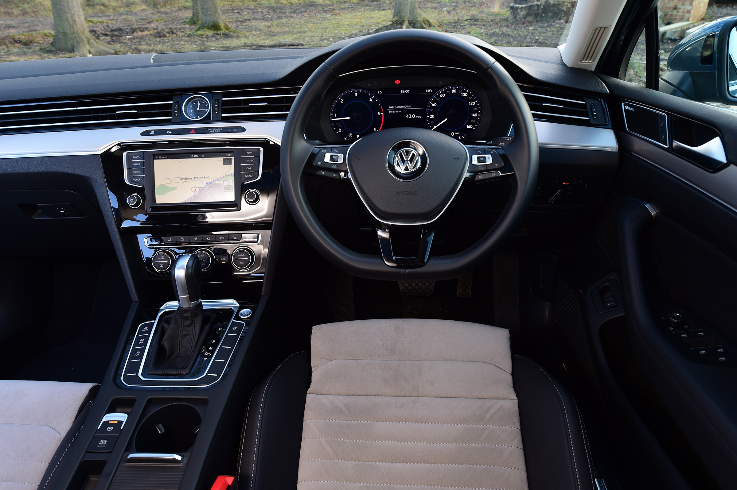 Volkswagen Passat Estate - dash