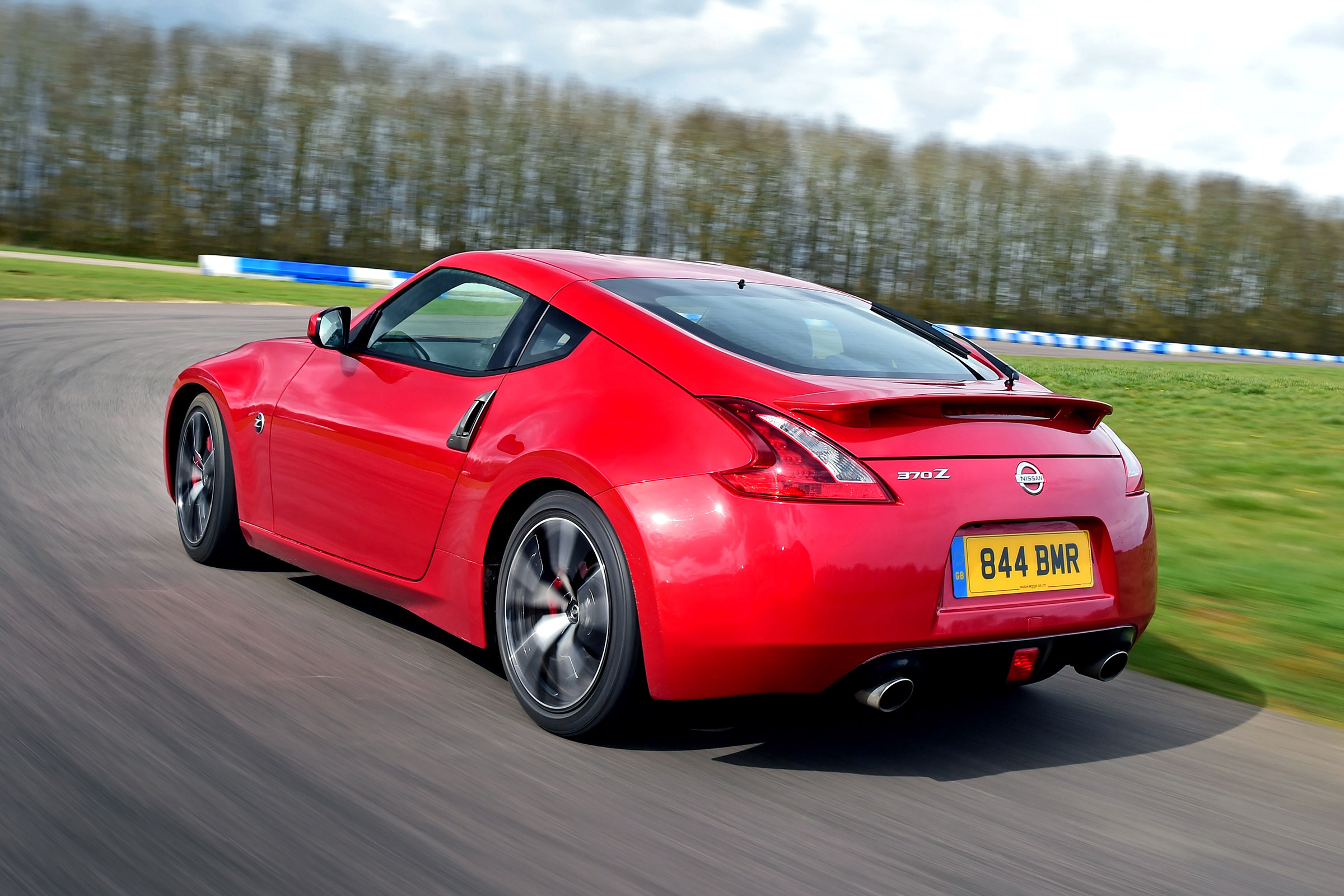 Nissan 370Z - rear cornering