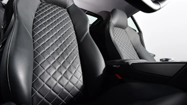 Audi R8 RWS - seats