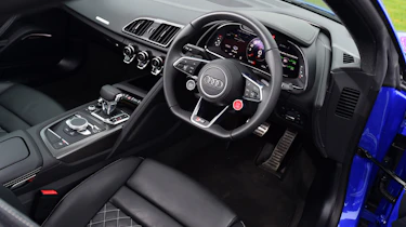 Audi R8 RWS - dash