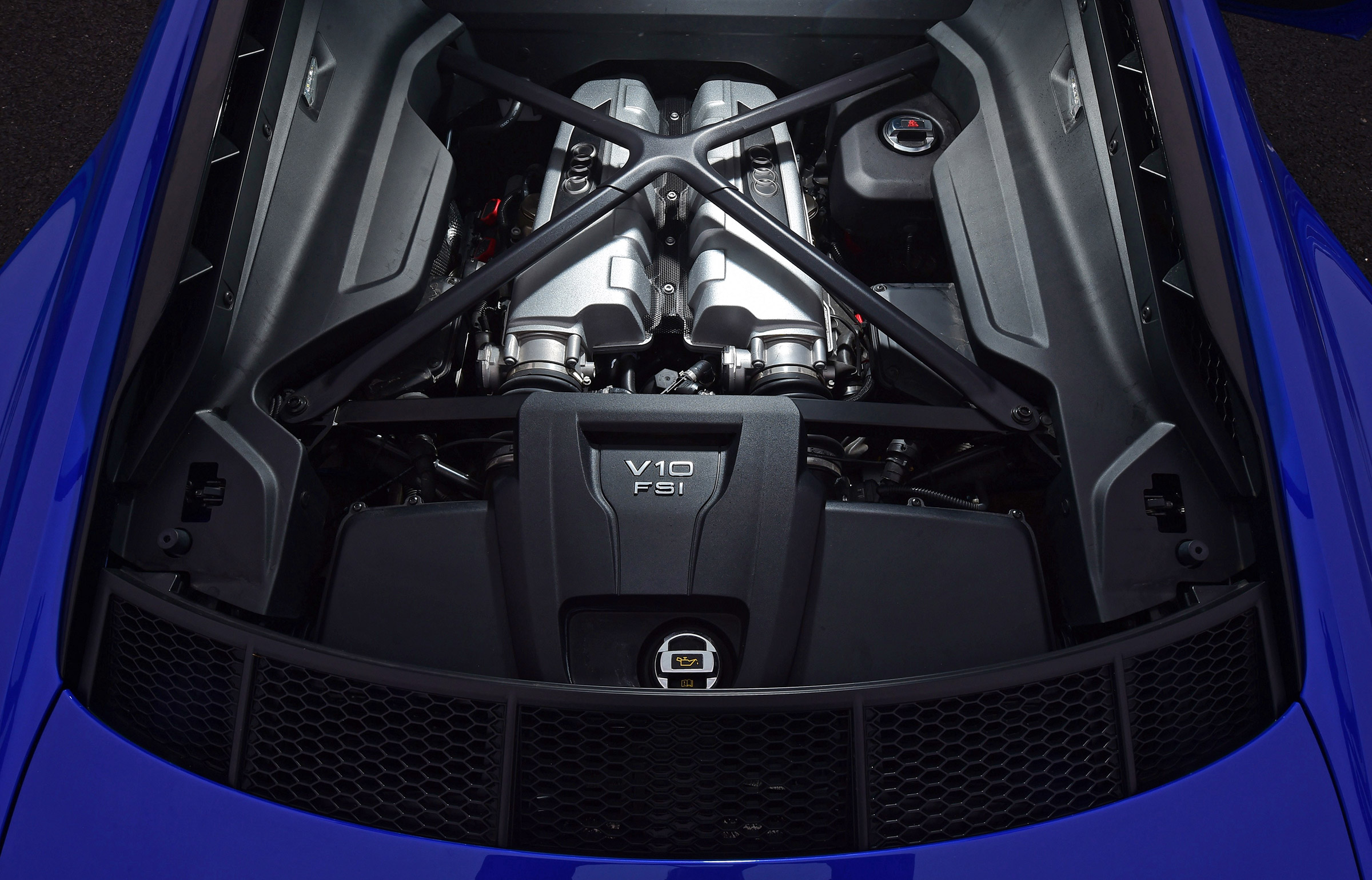 Audi R8 RWS - engine