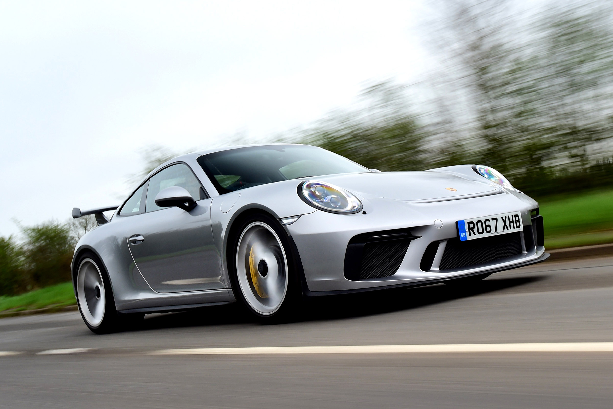 Porsche 911 GT3 - front tracking
