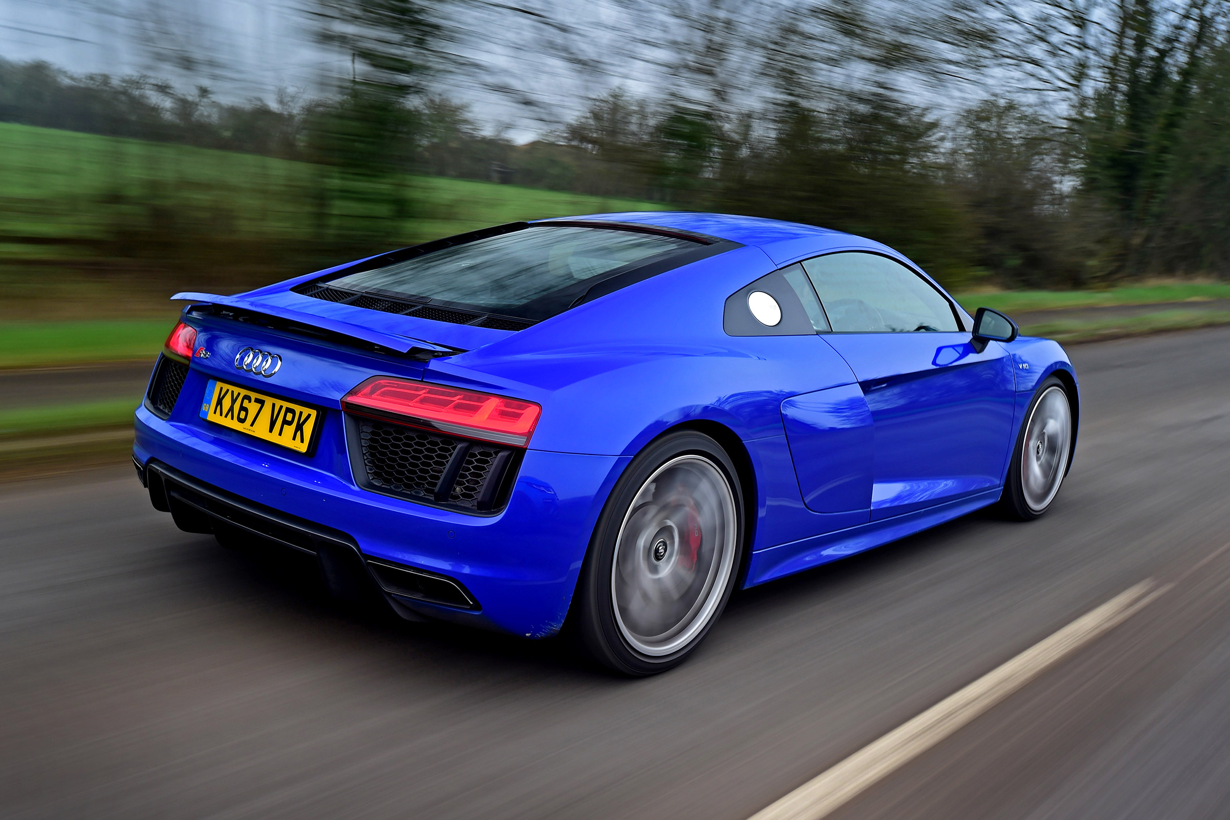 Audi R8 RWS - rear action