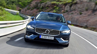 Volvo V60 - full front