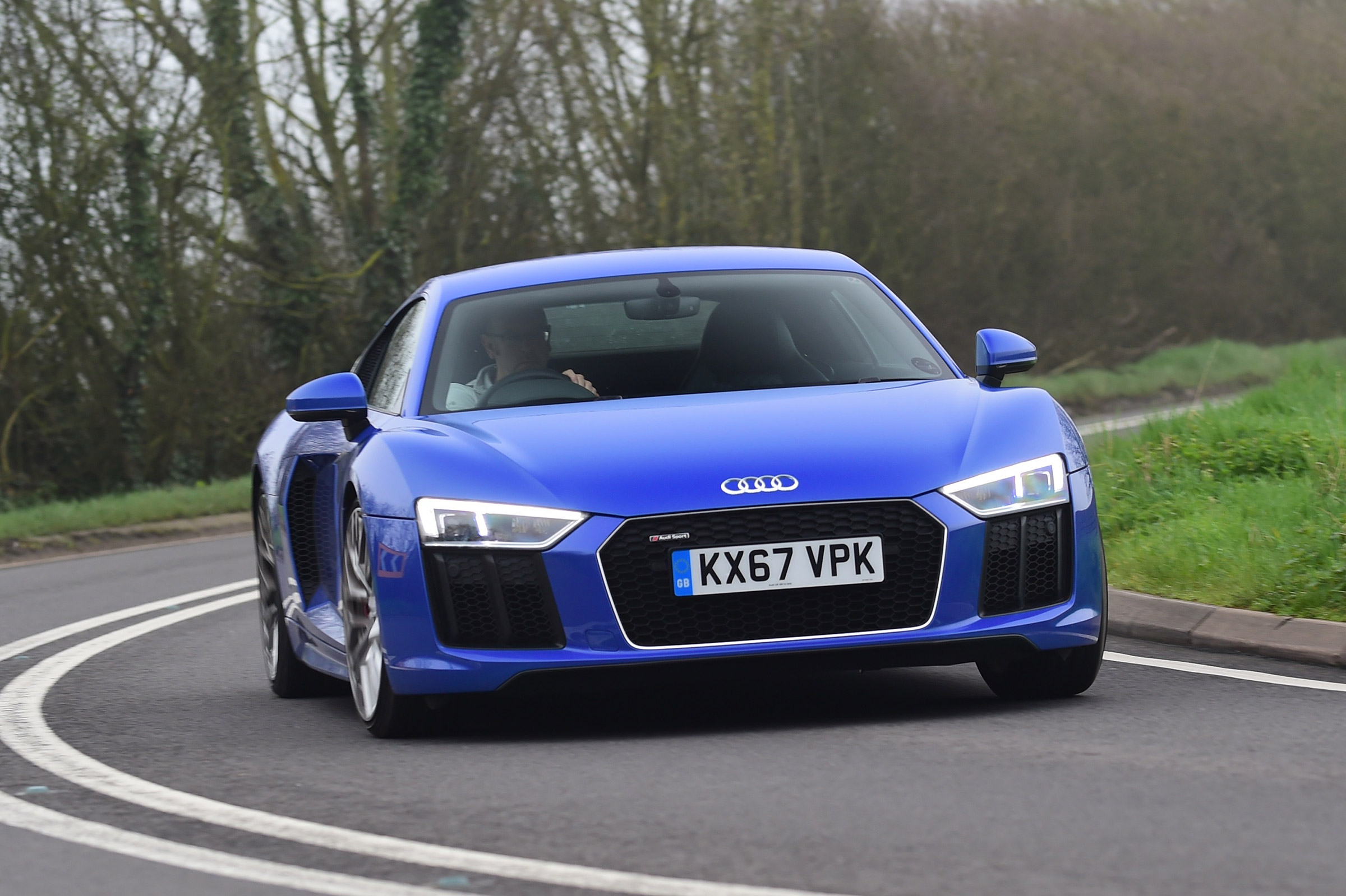 Audi R8 RWS - front action