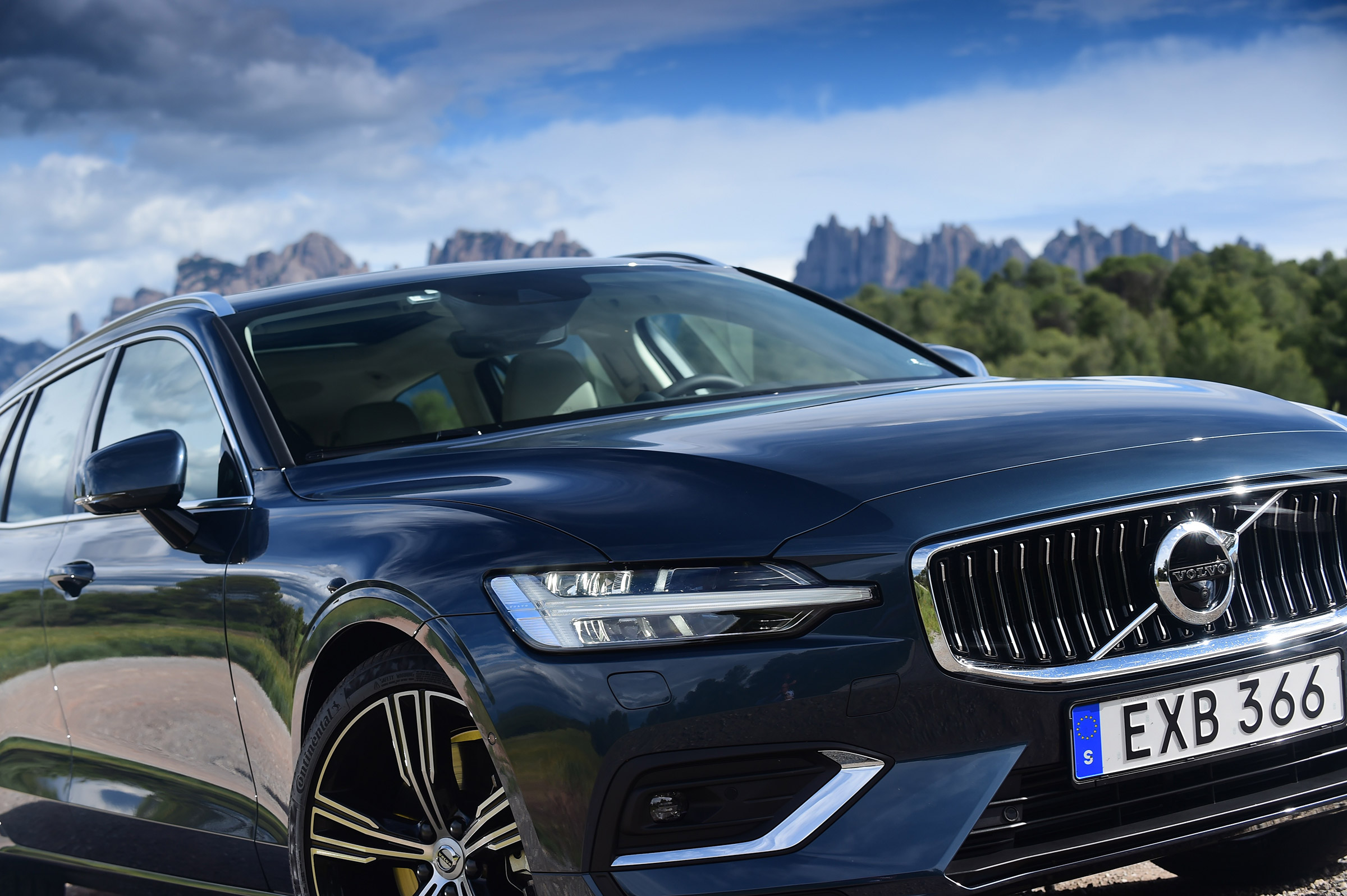 Volvo V60 - front detail