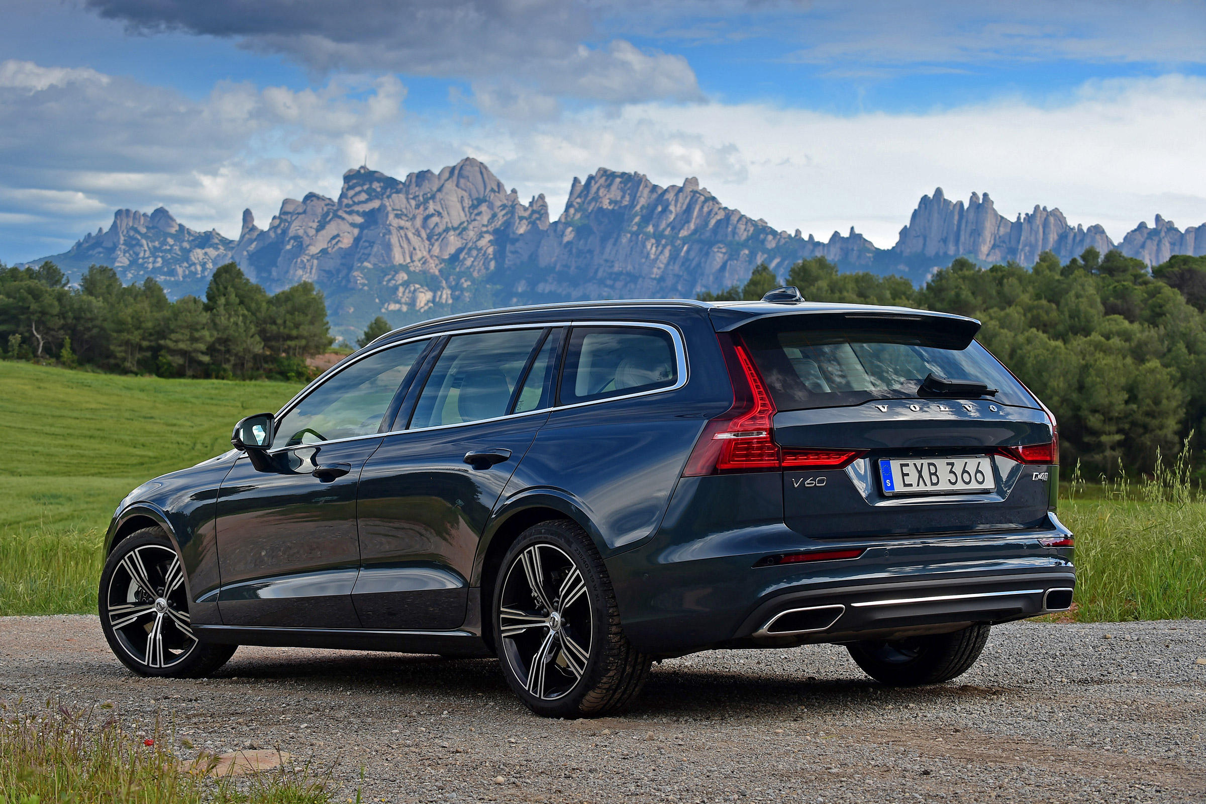 Volvo V60 - rear static