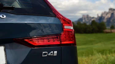 Volvo V60 - D4 badge