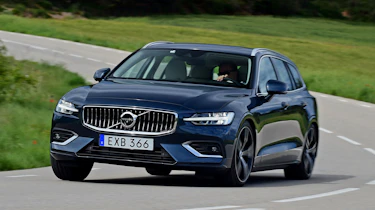 Volvo V60 - front cornering