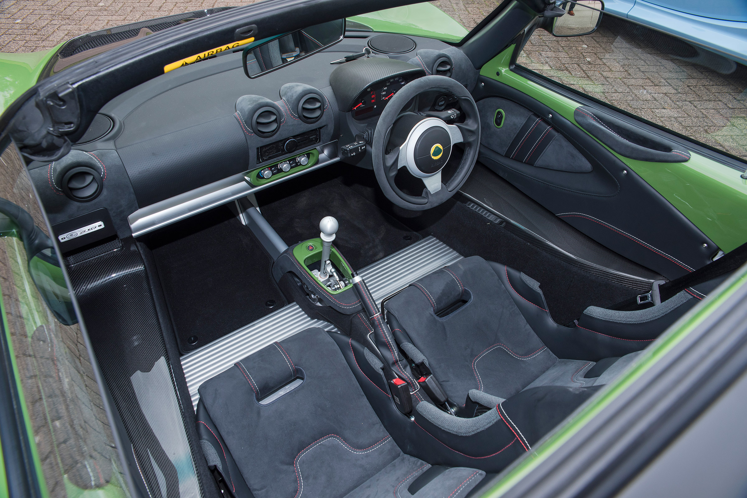 Lotus Exige Sport 410 - cabin