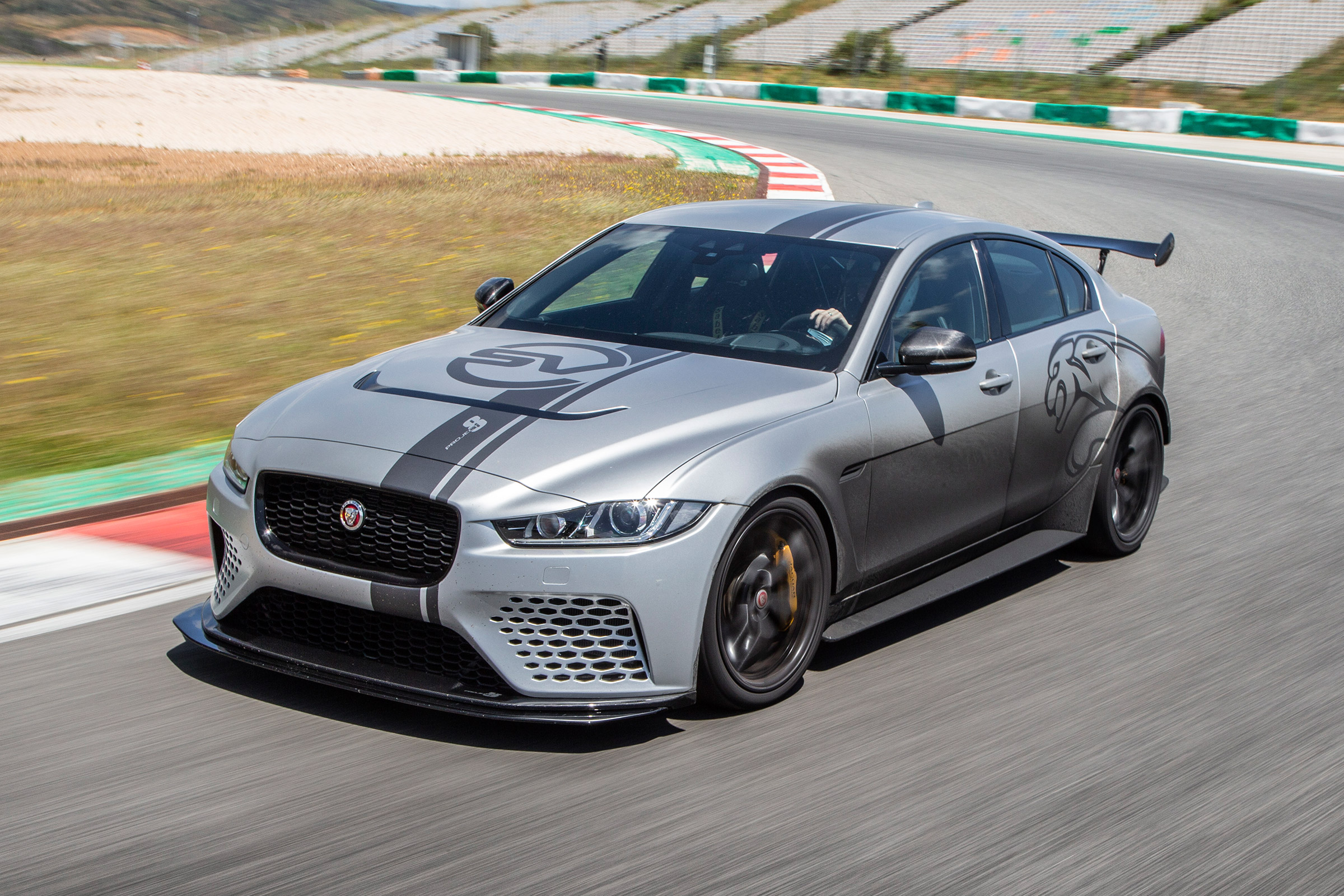 Jaguar XE SV Project 8 - front action