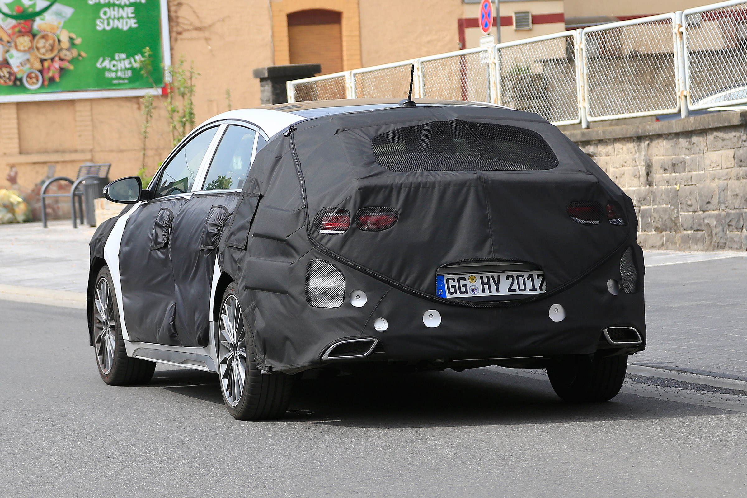 Kia Proceed - spyshot 11