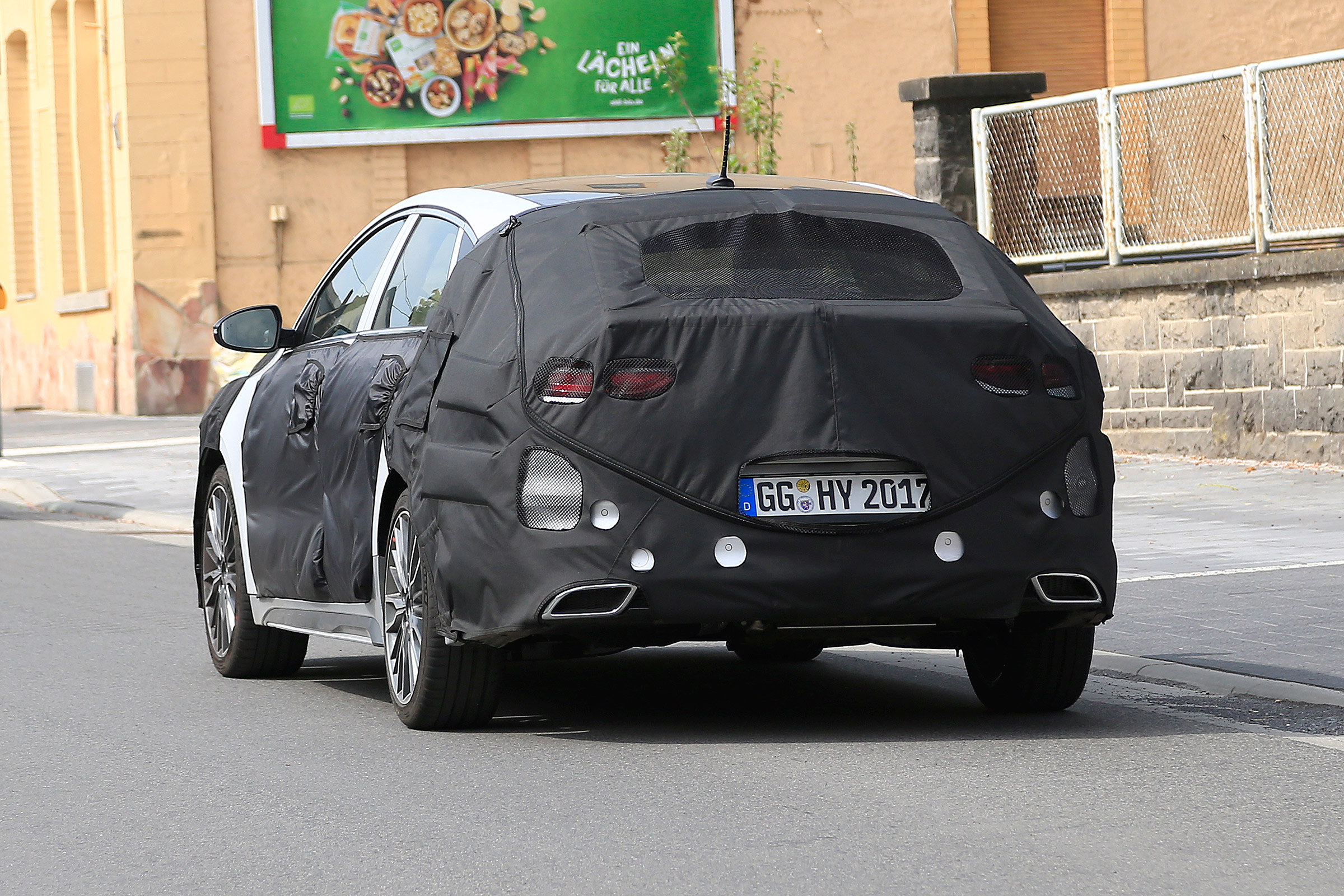 Kia Proceed - spyshot 12