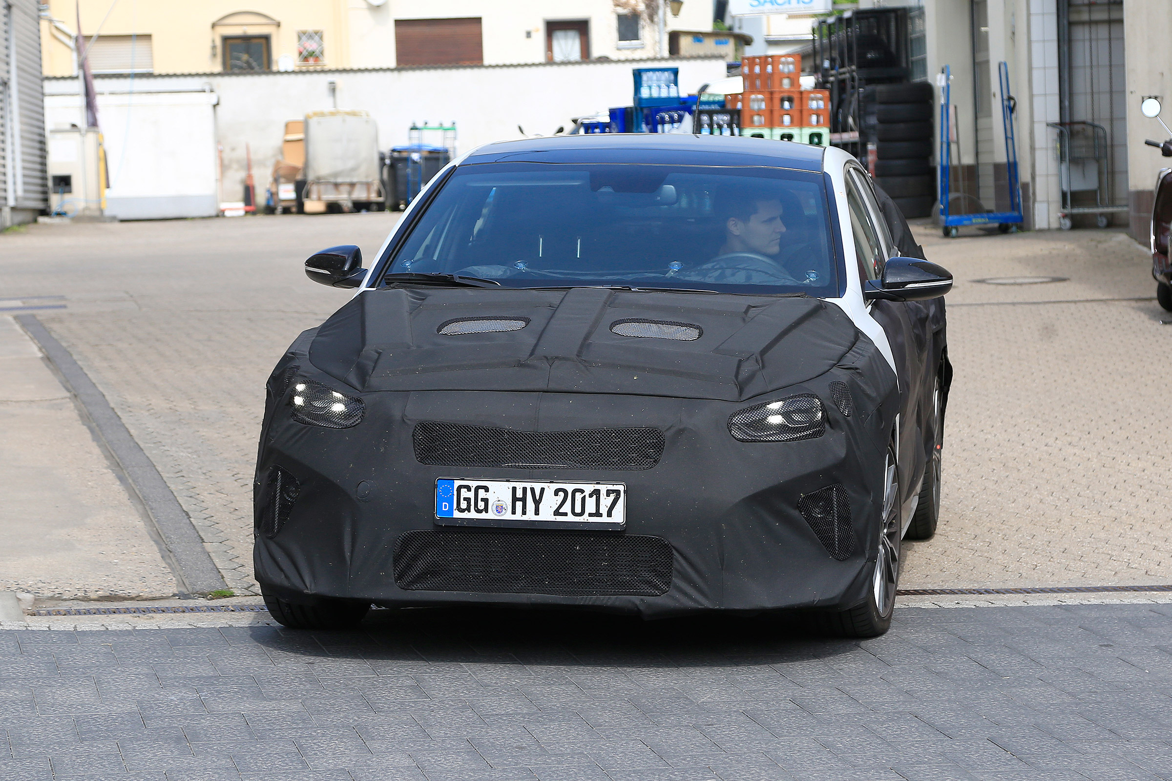 Kia Proceed - spyshot 3