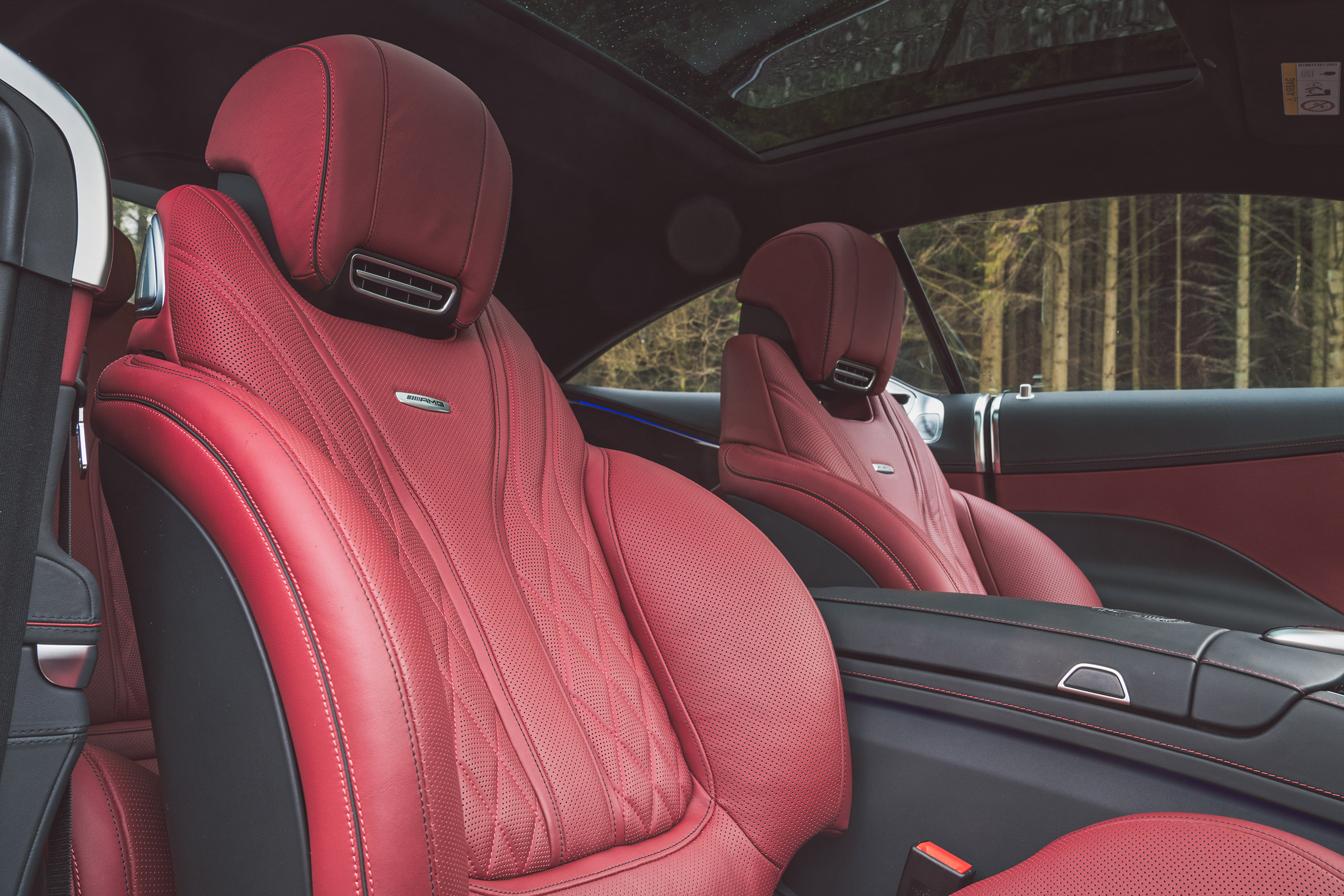 Mercedes-AMG S 63 Coupe - front seats