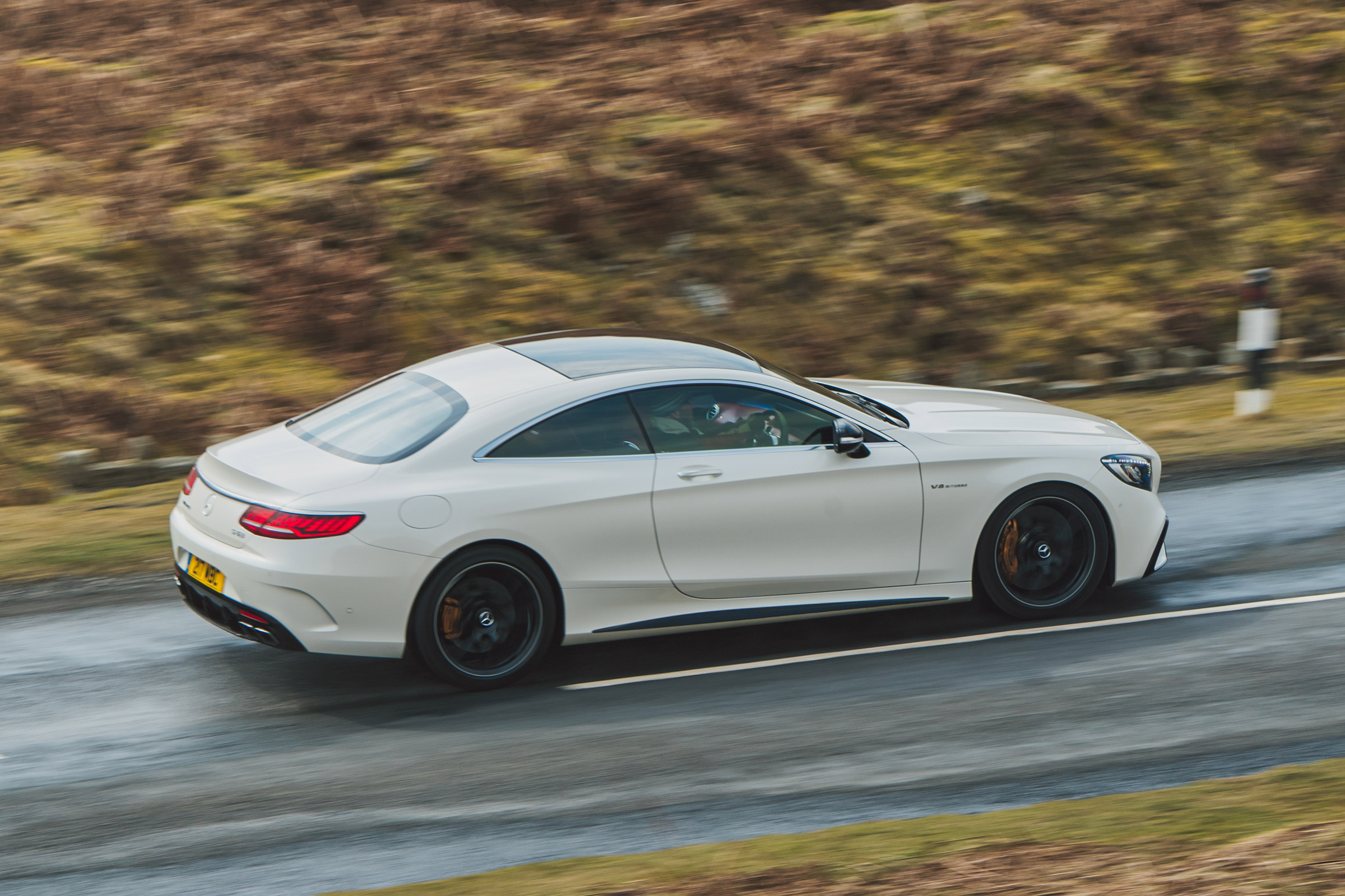 Mercedes-AMG S 63 Coupe - side action
