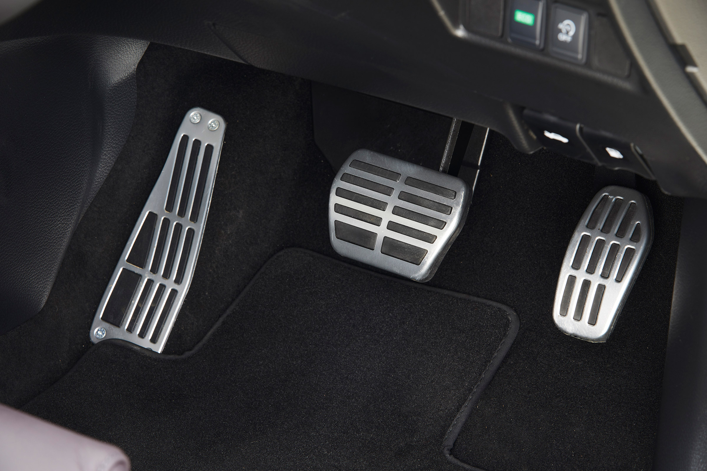 Nissan Qashqai ProPILOT - pedals