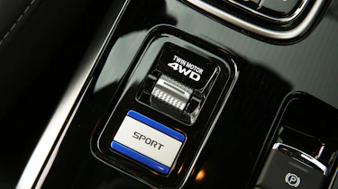 Mitsubishi Outlander PHEV - interior detail