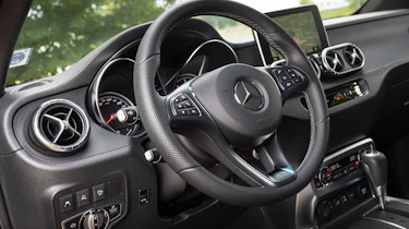 Mercedes X-Class - steering wheel