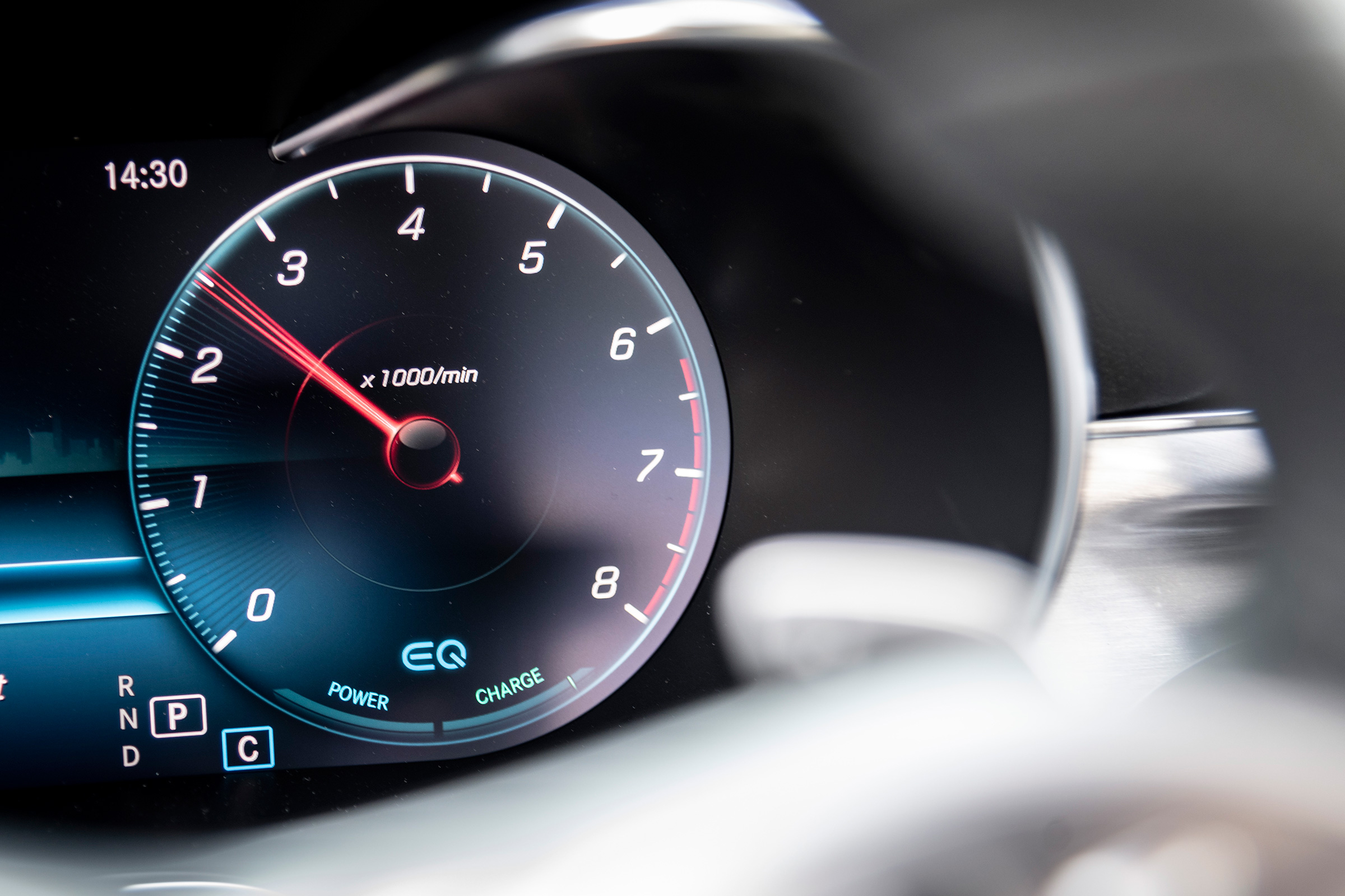 Mercedes C-Class - rev counter