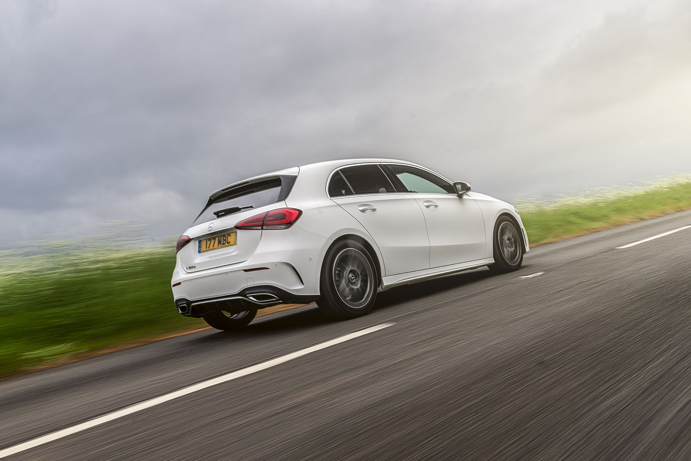 Mercedes A 180 d AMG Line tracking rear