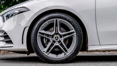 Mercedes A 180 d - side profile