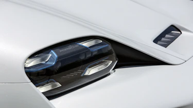 Porsche Mission E Cross Turimso - front light
