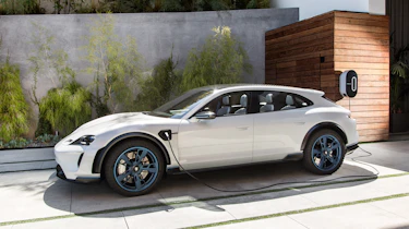 Porsche Mission E Cross Turimso - charging side