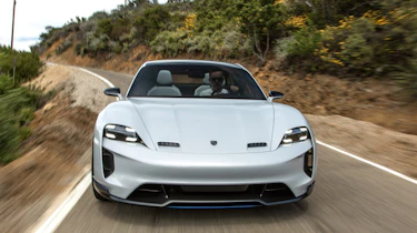 Porsche Mission E Cross Turimso - full front