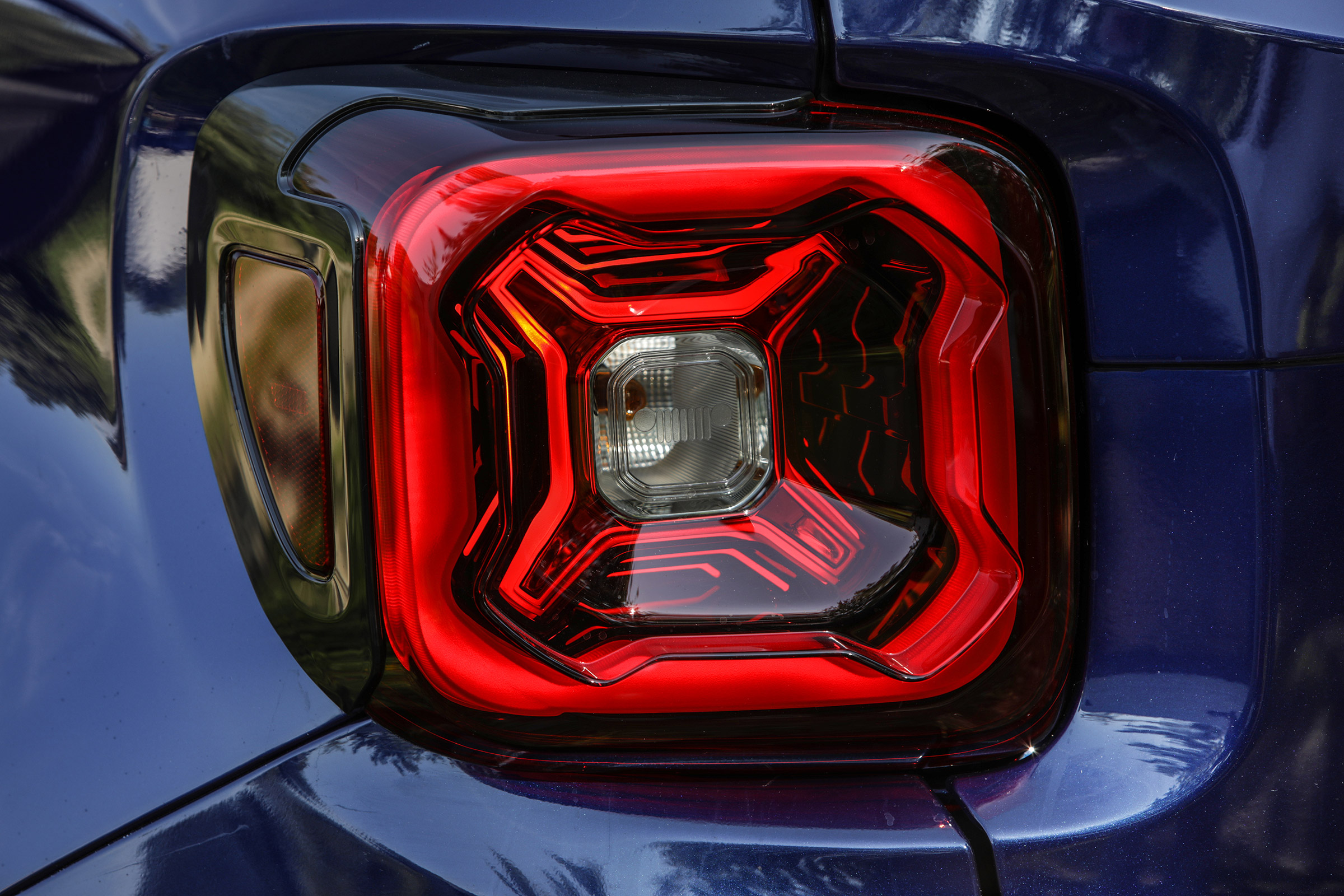 Jeep Renegade - rear light